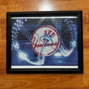 NY Yankees Framed Diamond Art Picture Old Logo Top-hat On Bat Yankees Photo